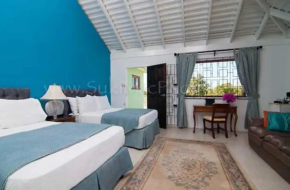 ***  Mynt Retreat Bed & Breakfast Montego Bay Jamaica